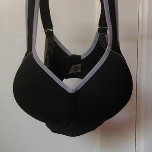 Wacoal Sports Bra 36DD